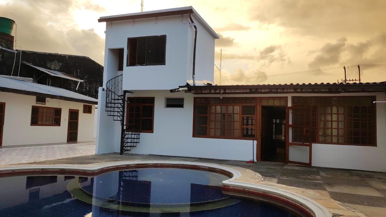 Leticias Guest House Exterior foto